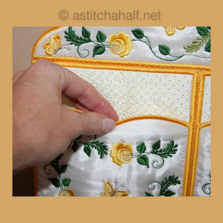 Rosebud Closet Organizer