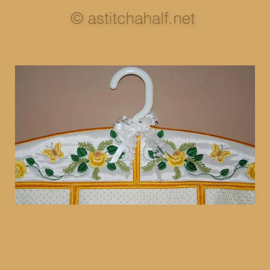 Rosebud Closet Organizer